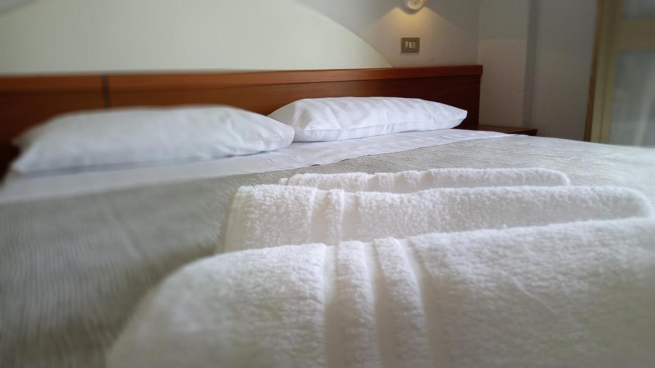 Hotel Meeting Bellaria-Igea Marina Ngoại thất bức ảnh