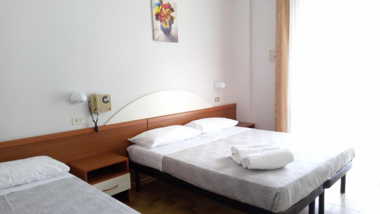 Hotel Meeting Bellaria-Igea Marina Ngoại thất bức ảnh
