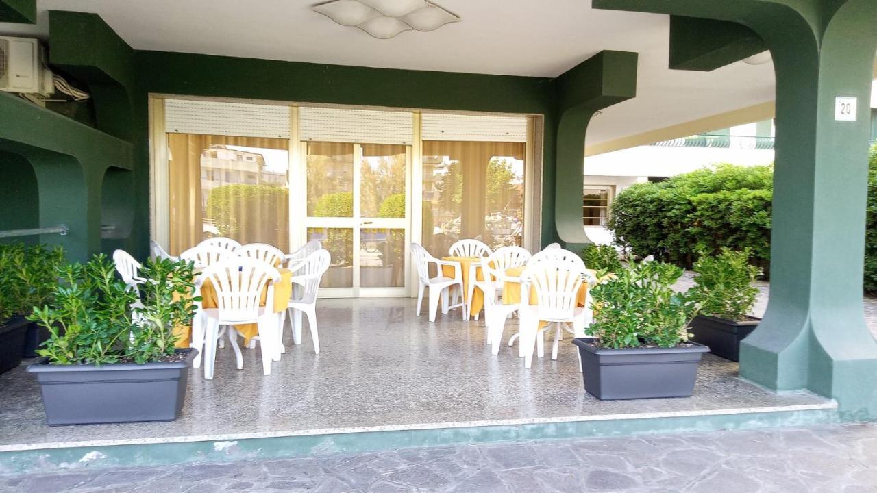 Hotel Meeting Bellaria-Igea Marina Ngoại thất bức ảnh
